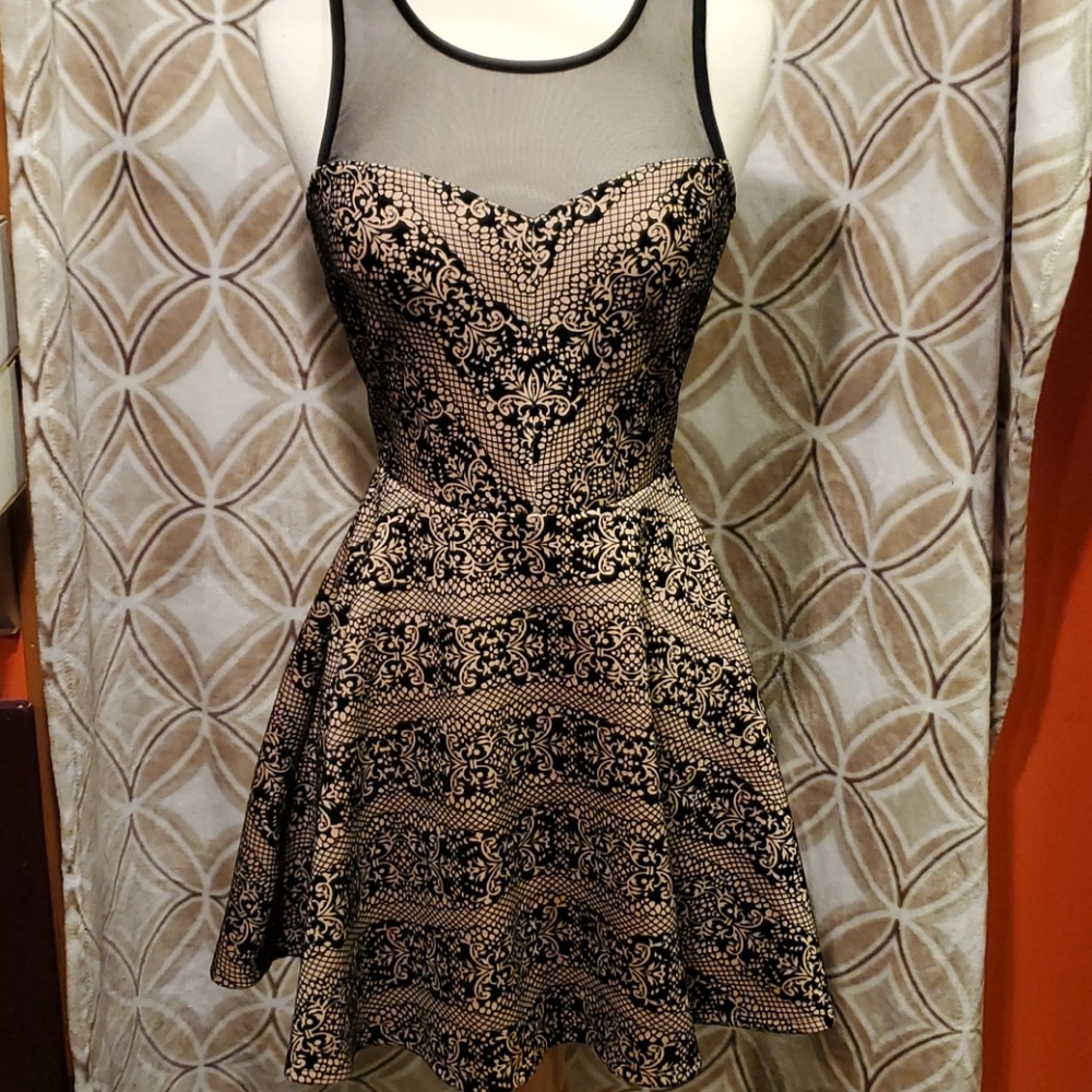 Trixxi Black Tan Mesh Junior's Dress Small
